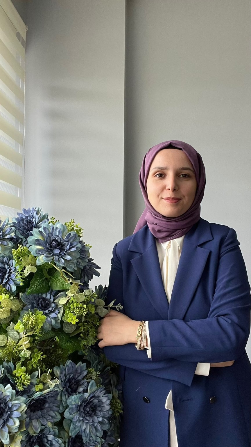 Melike Sezen